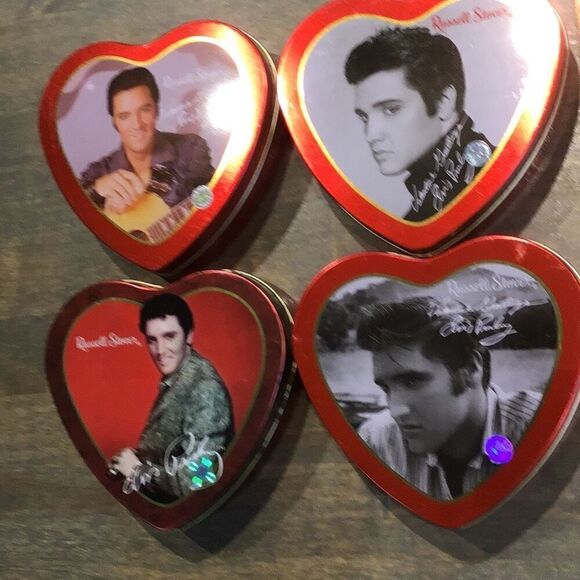 Set of four Elvis Presley collector valentine towns from Russell Stover - Picture 1 of 6